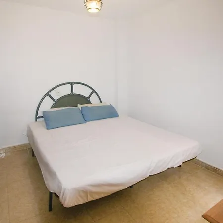 Beautiful In W/ 2 Bedrooms アパート